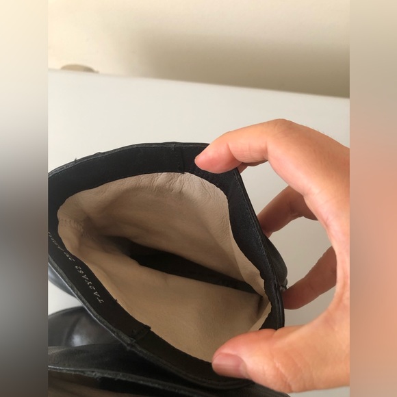 Slip on black leather boot - Picture 9 of 9